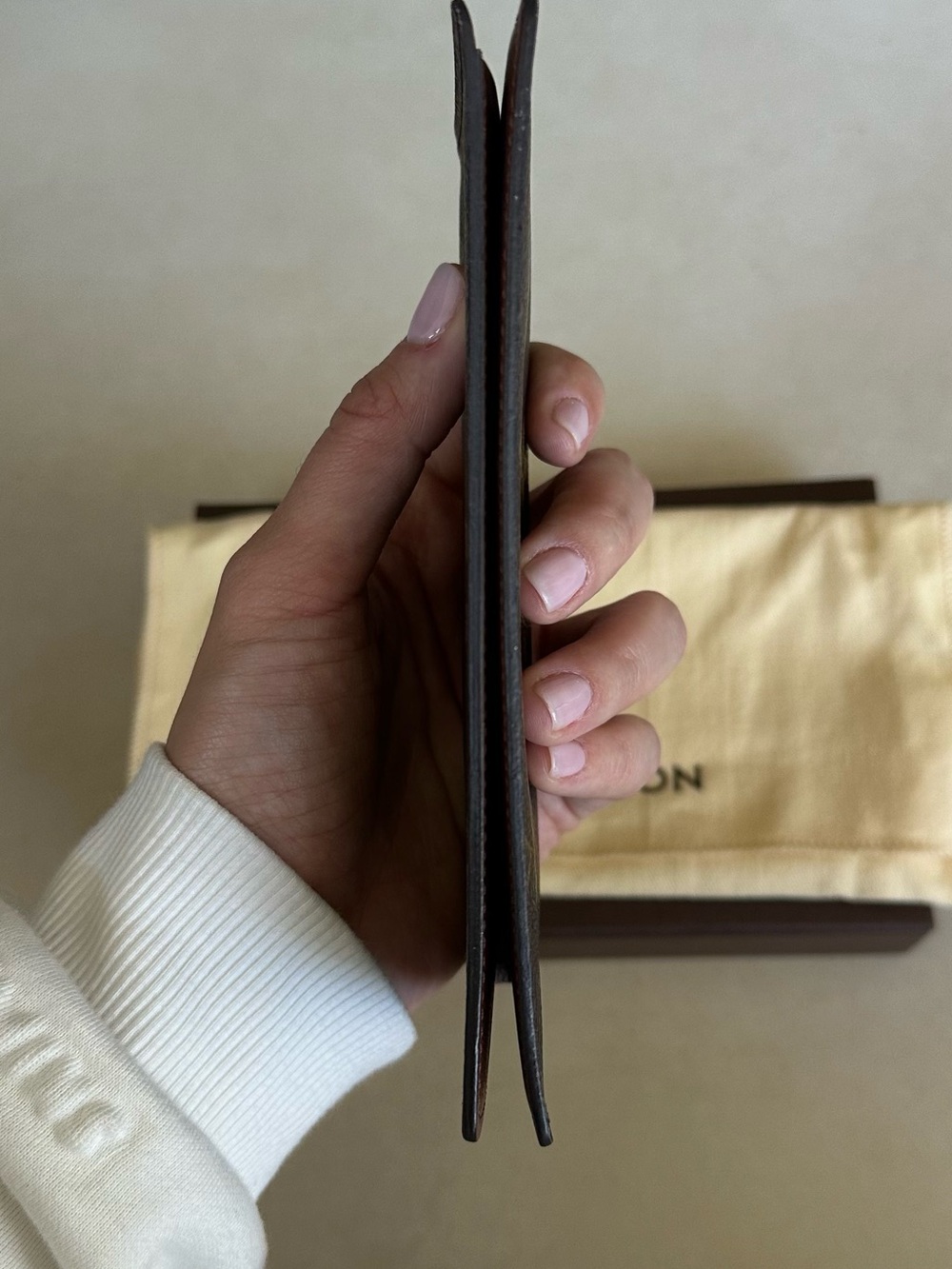 Louis Vuitton Monogram Checkbook - Picture 8 of 12